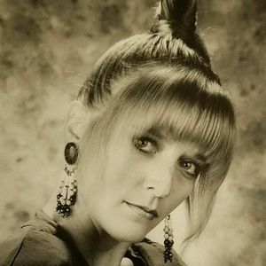 Meet your Posher, Jeaneen